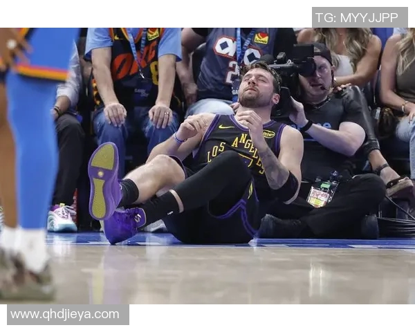 突发消息！湖人明星球员宣布离队 球迷纷纷表达不舍告别